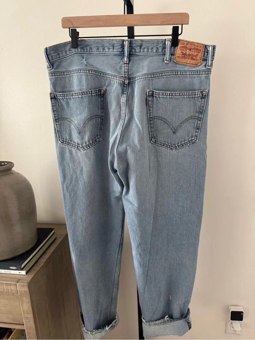 Levi's Women’s/Men's Light Blue Relaxed Straight Jeans